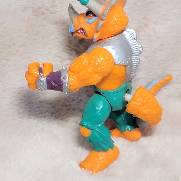 Triceraton 100% Complete Teenage Mutant Ninja Turtle TMNT Playmates 1990 Vintage - Picture 3 of 6
